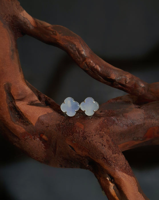 Iris Studs - 18K White Gold Lavender Clover