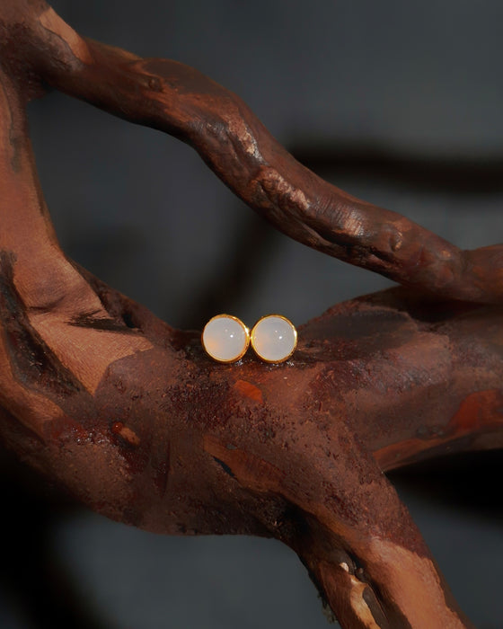 18K Yellow Gold Icy Pale Lavender Cabochon Studs