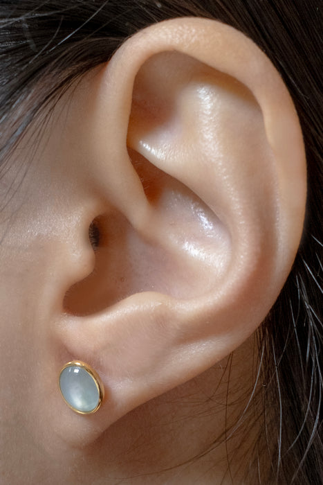 18K Yellow Gold Icy Bluish Green Oval Cabochon Studs